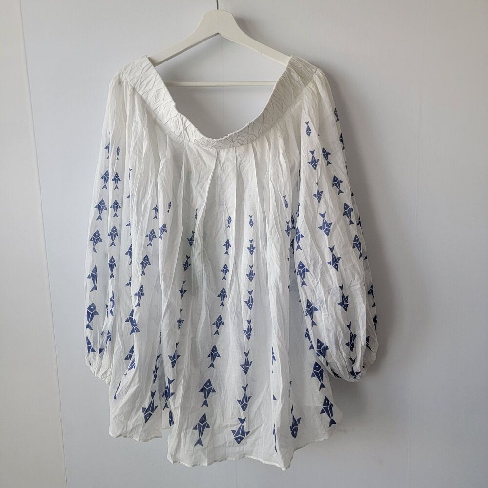 Farm Rio womens off-white graphic fishes off-shoulder blouse size XL breezy - Picture 2 of 10